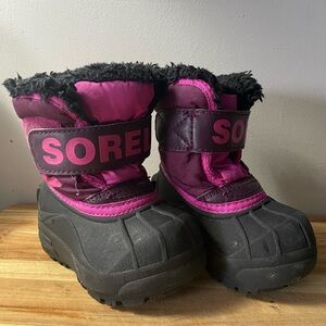 Sorel Winter Boots Toddler Size 4 Black and Pink